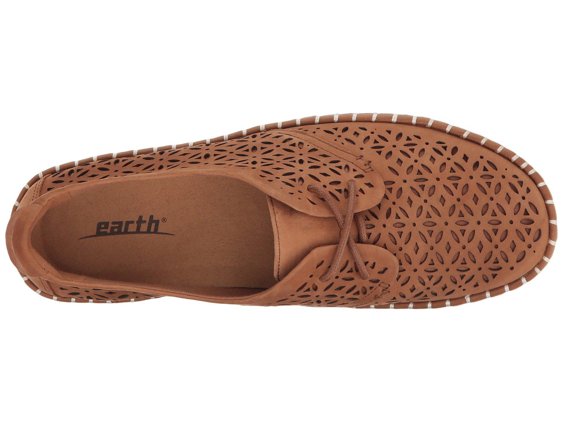 earth shoes pax