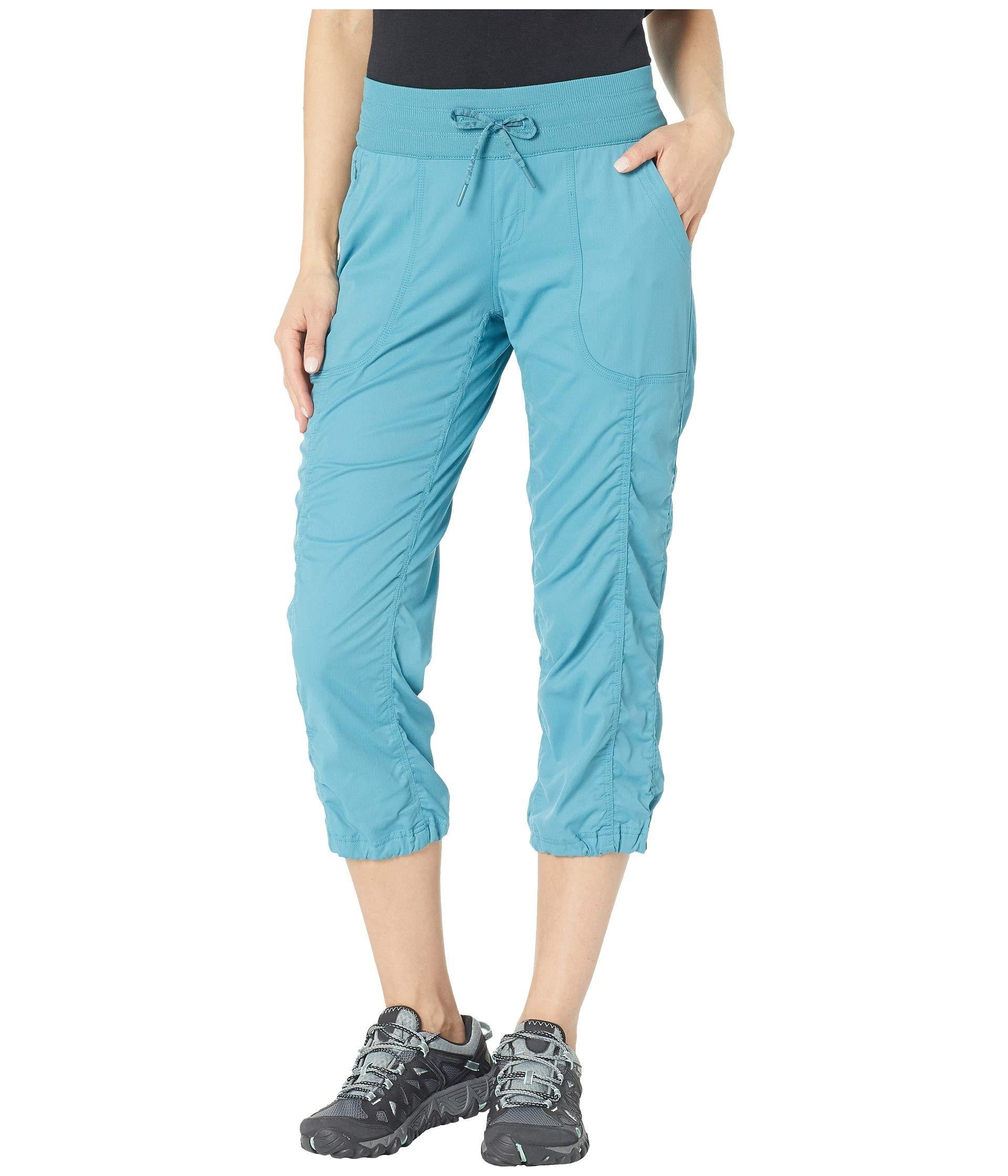 The North Face Aphrodite 2.0 Capris in Black - Lyst