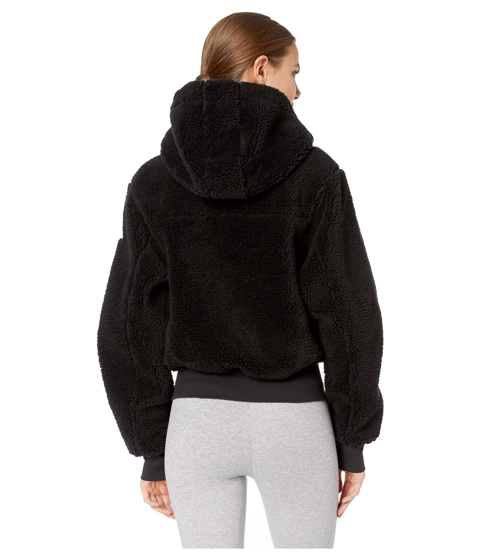 Alo Yoga Synthetic Foxy Sherpa Jacket in Black - Lyst