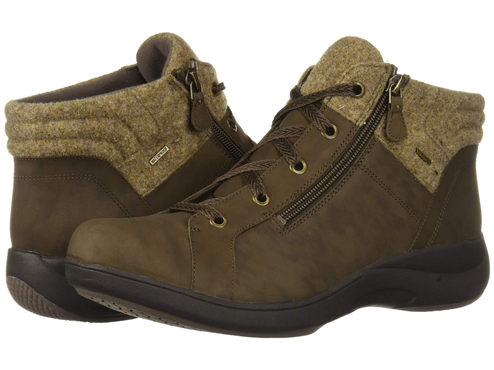 aravon rev stridarc ankle boot