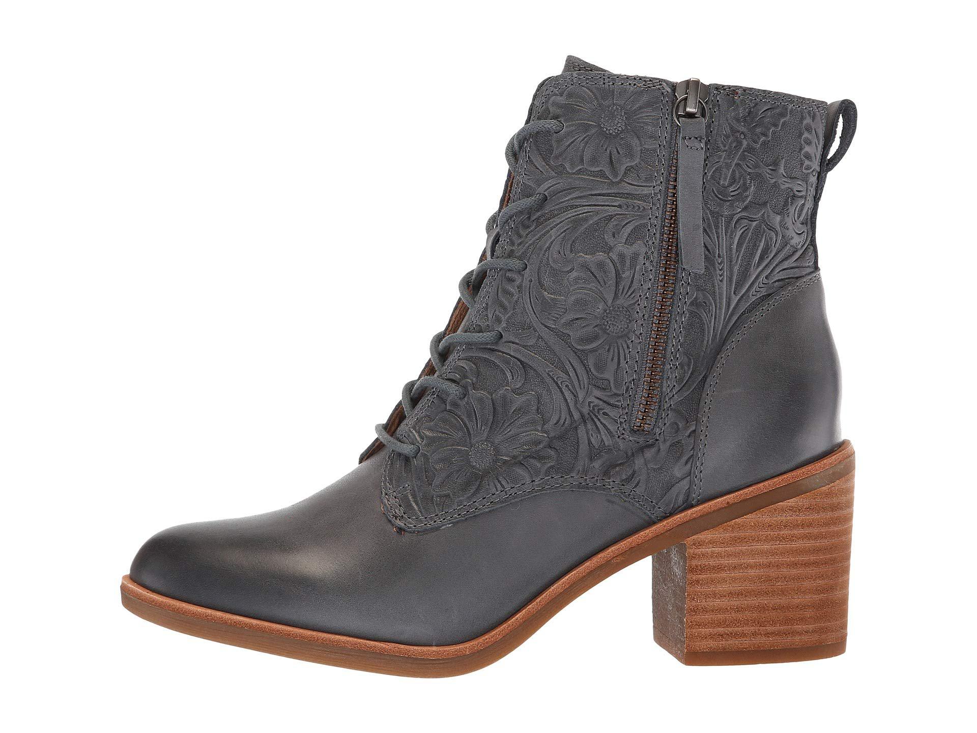 sofft sondra boot