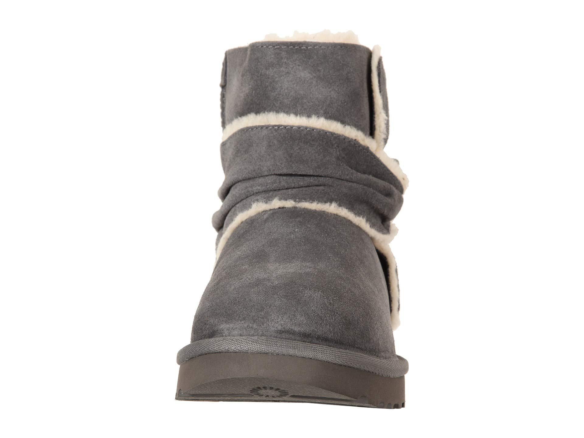 ugg mini spill seam bow
