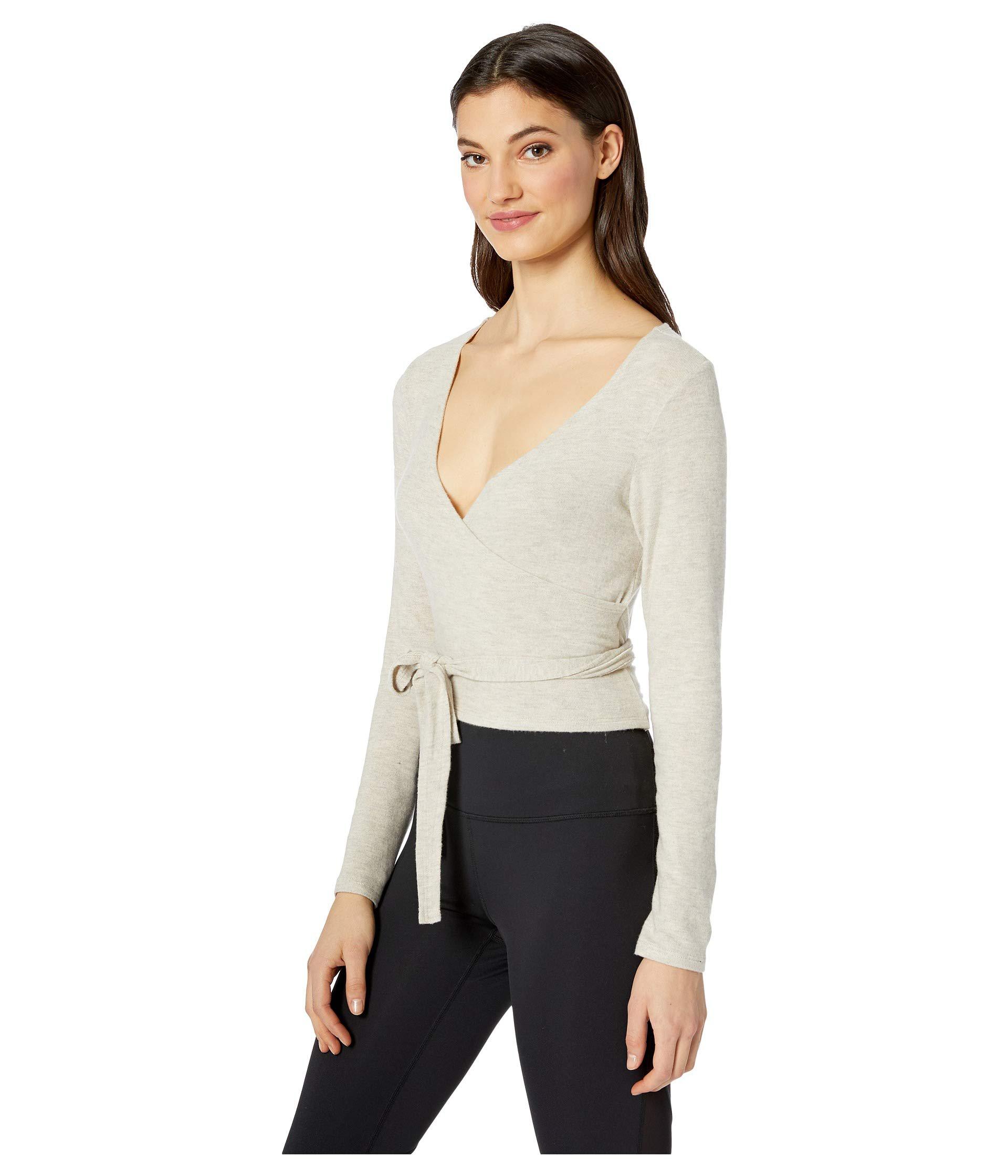 beyond yoga all around wrapped crop top