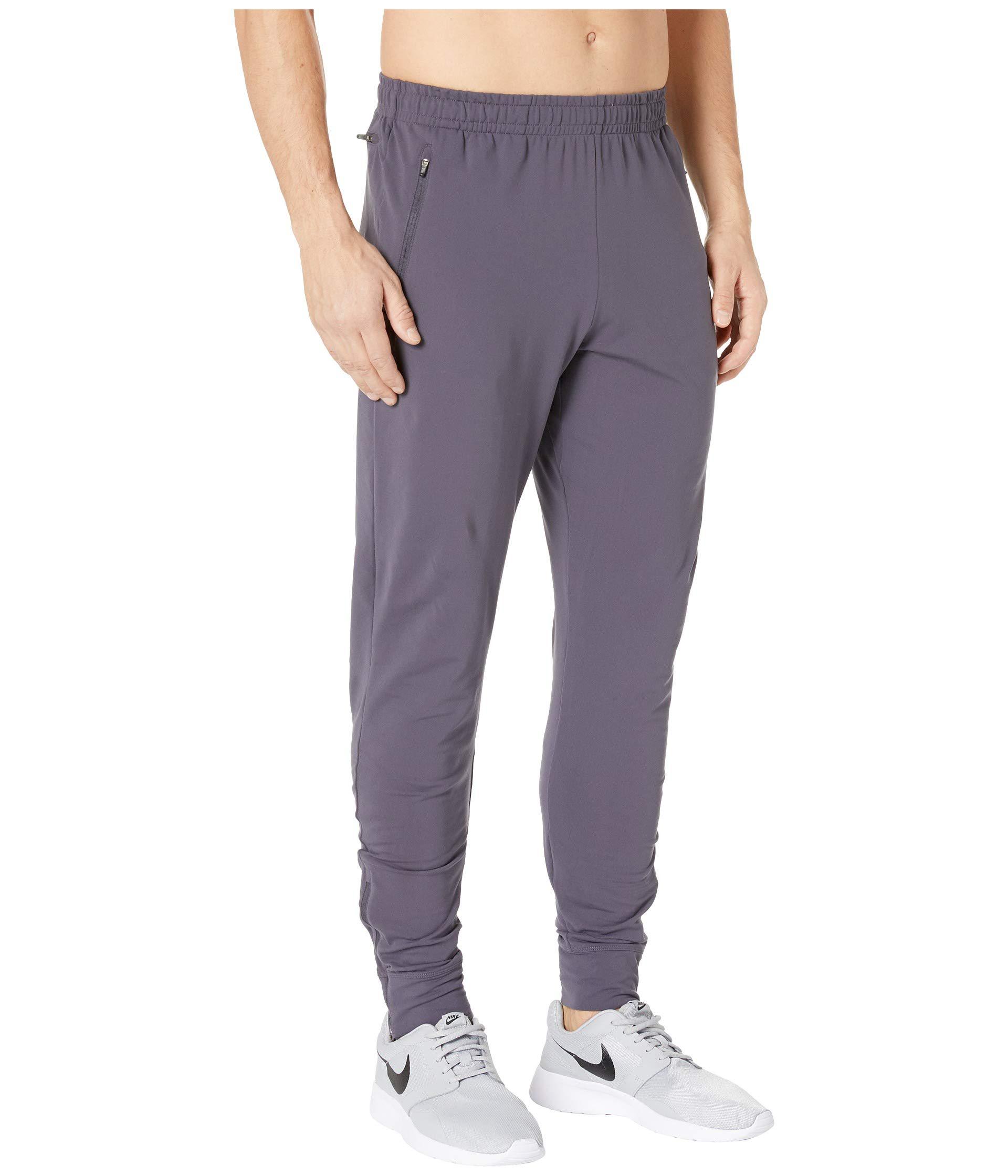 nike essential therma pants
