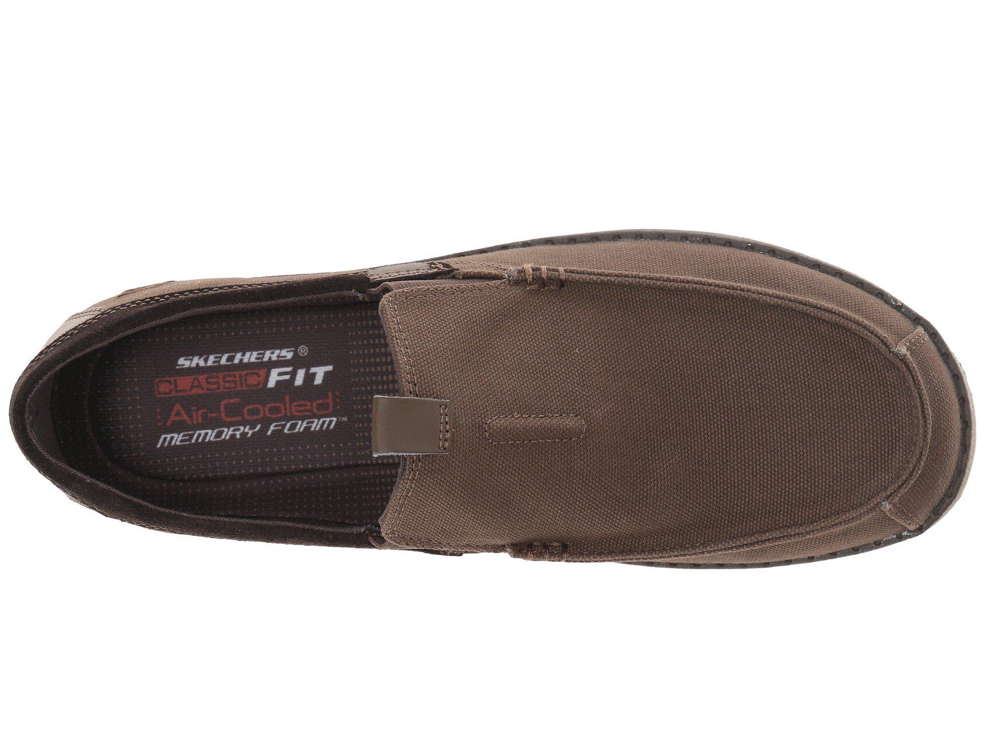 skechers classic fit shoes