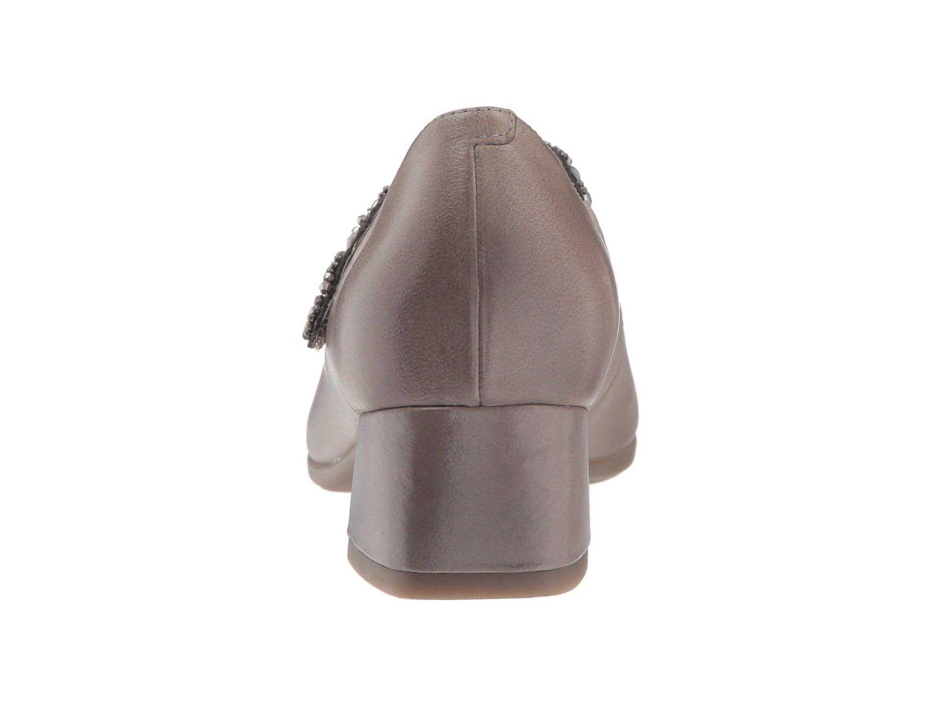 dansko pearlina pump