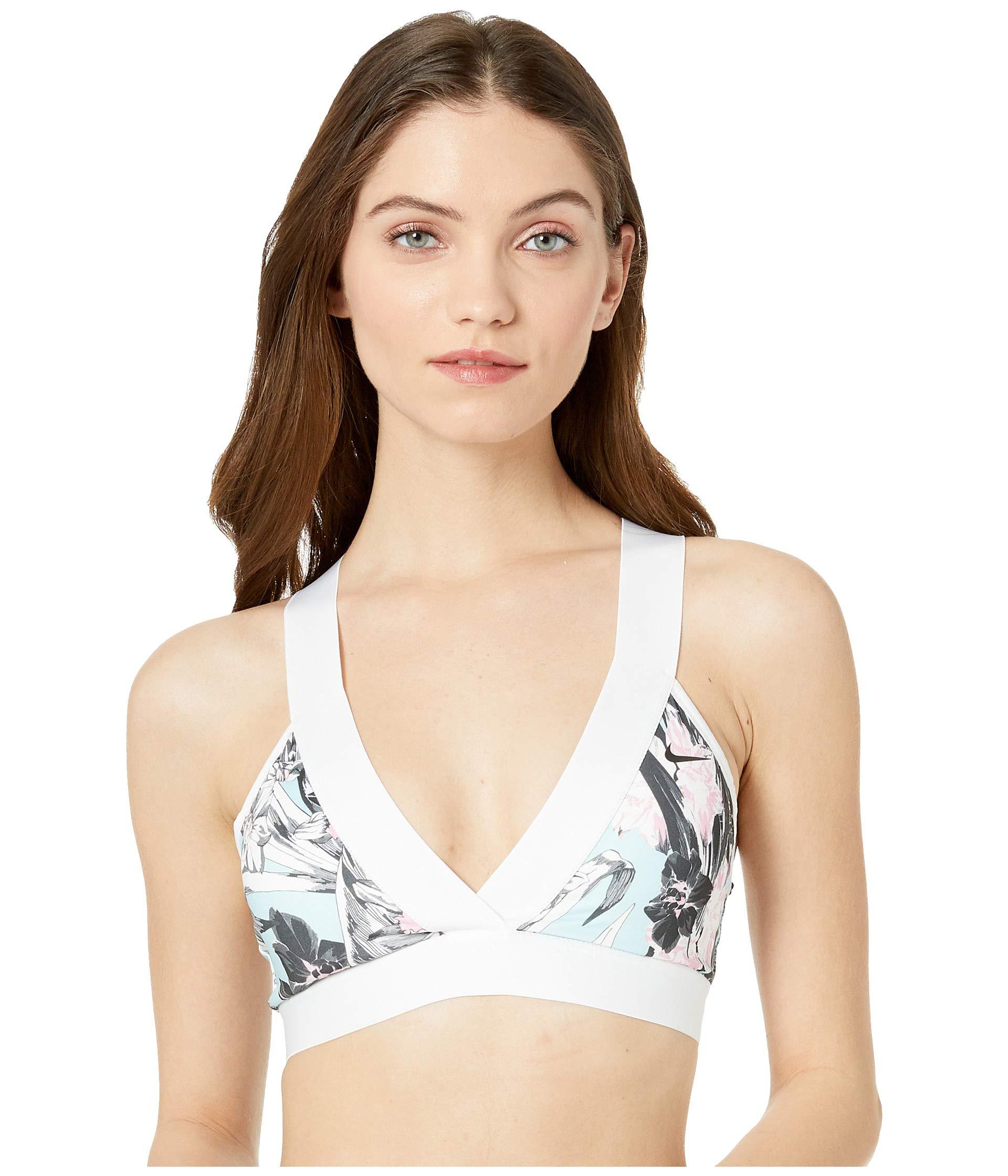 nike hyper femme sports bra