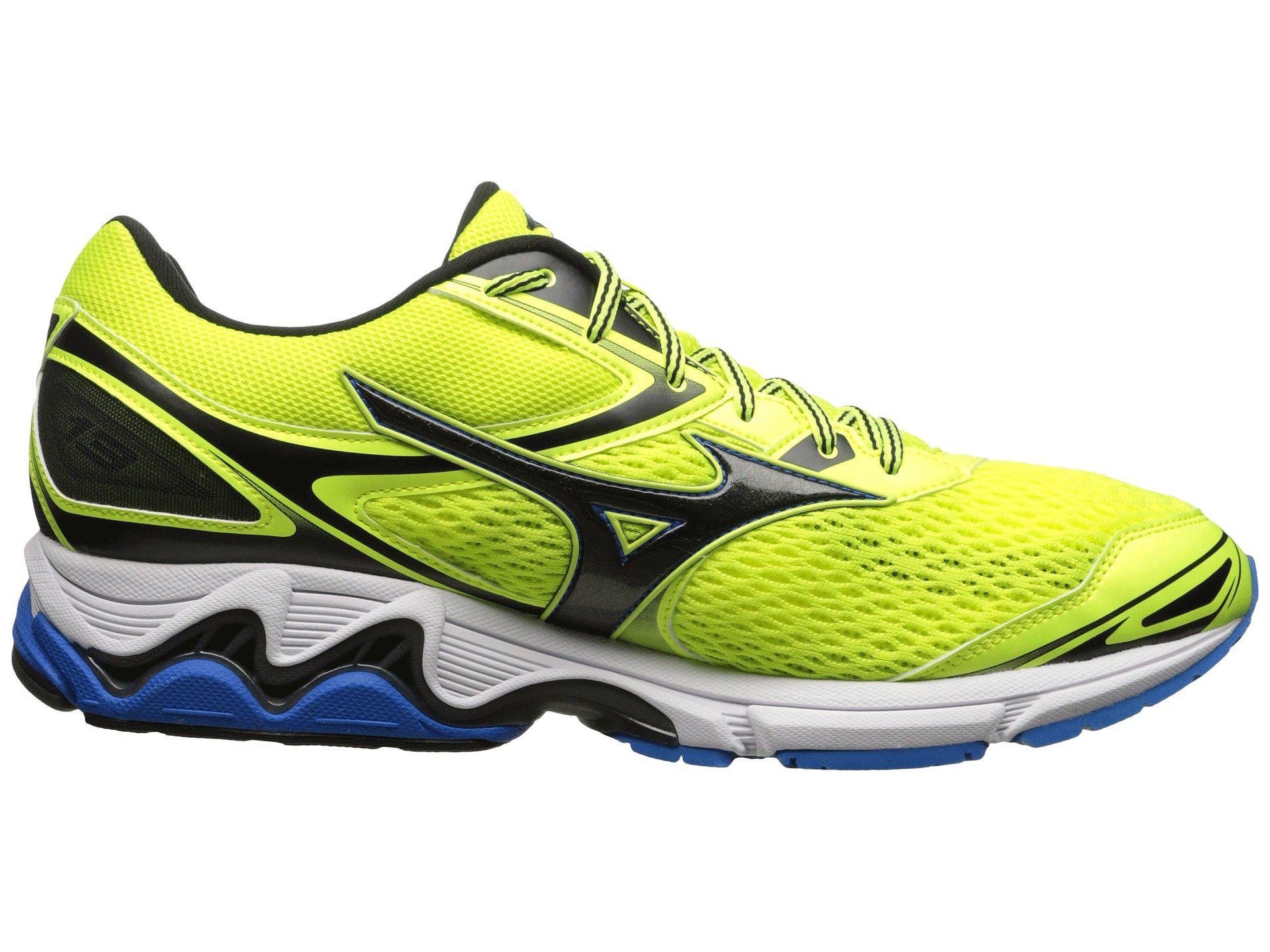 mizuno yellow running shoes