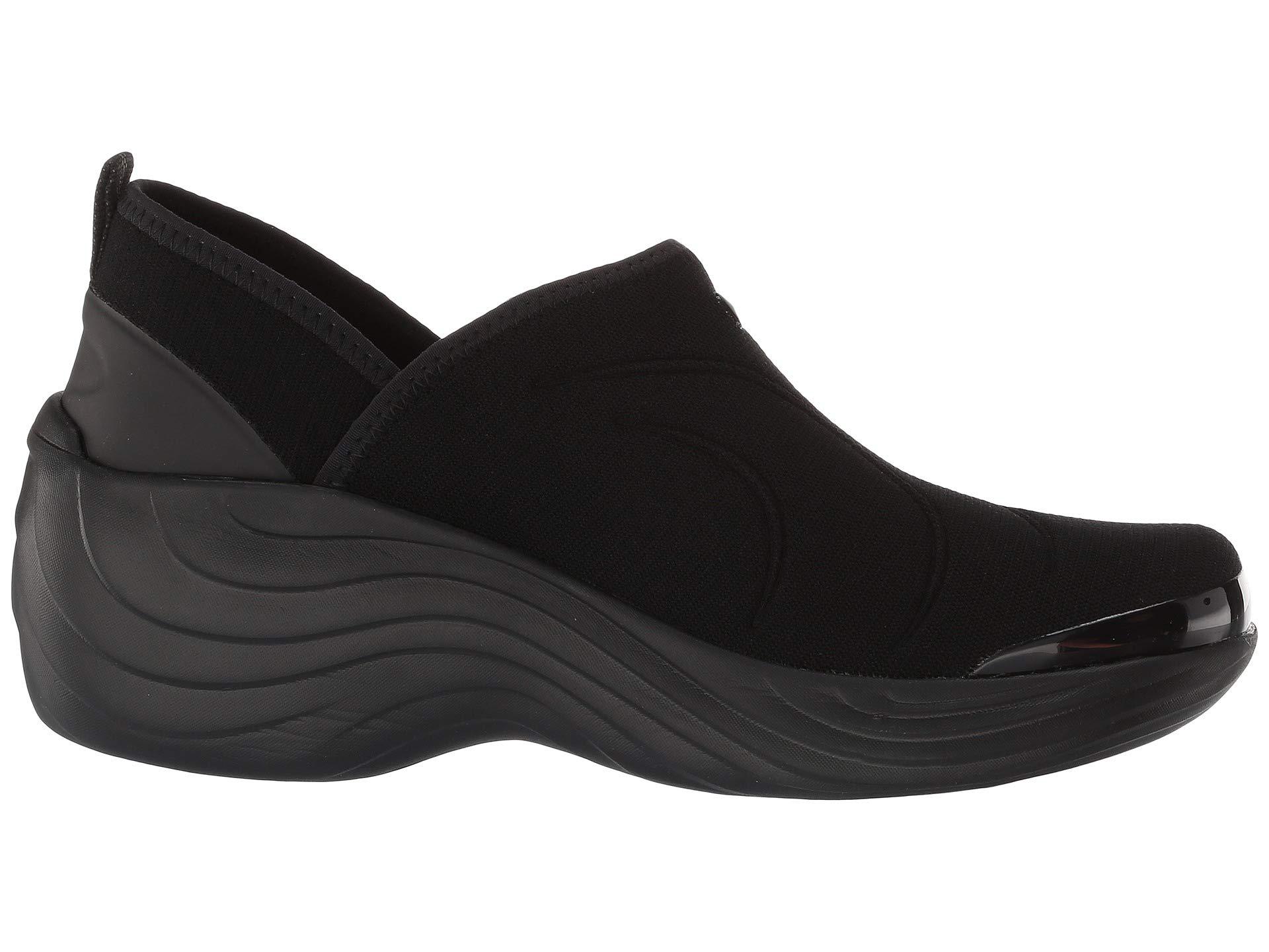 bzees zsa zsa slip on