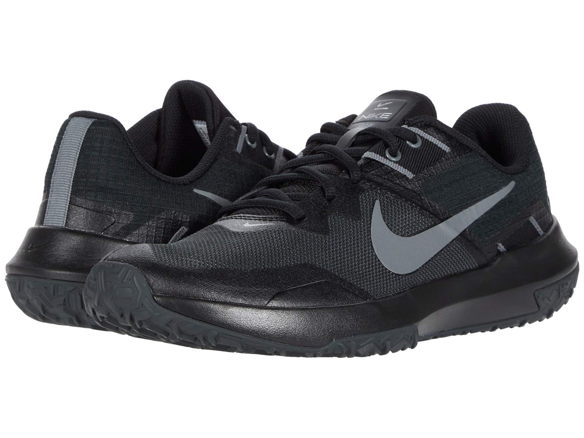 nike varsity tr3