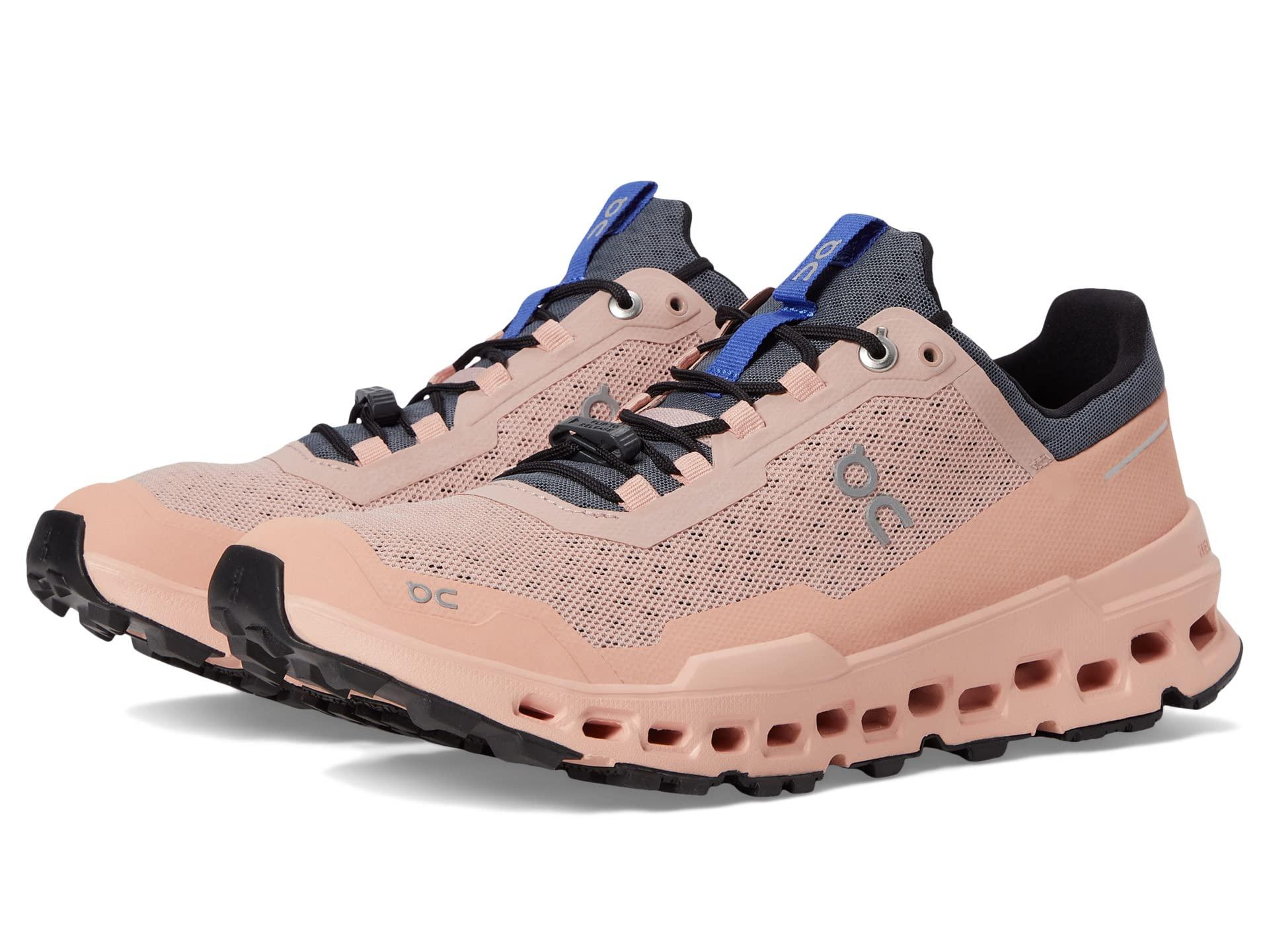 On Cloudultra in Black Lyst