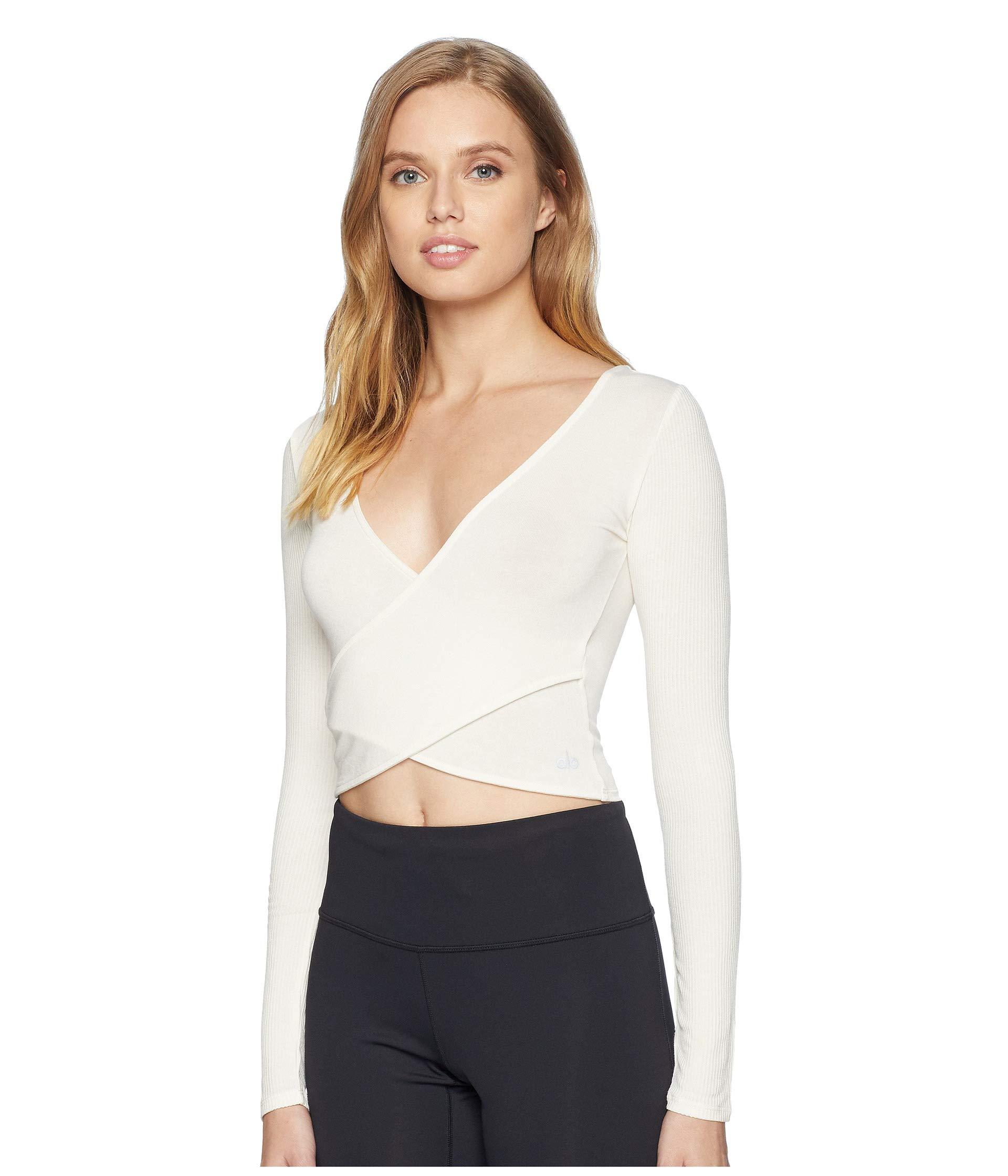 Alo Yoga Amelia Long Sleeve Crop Top in White | Lyst