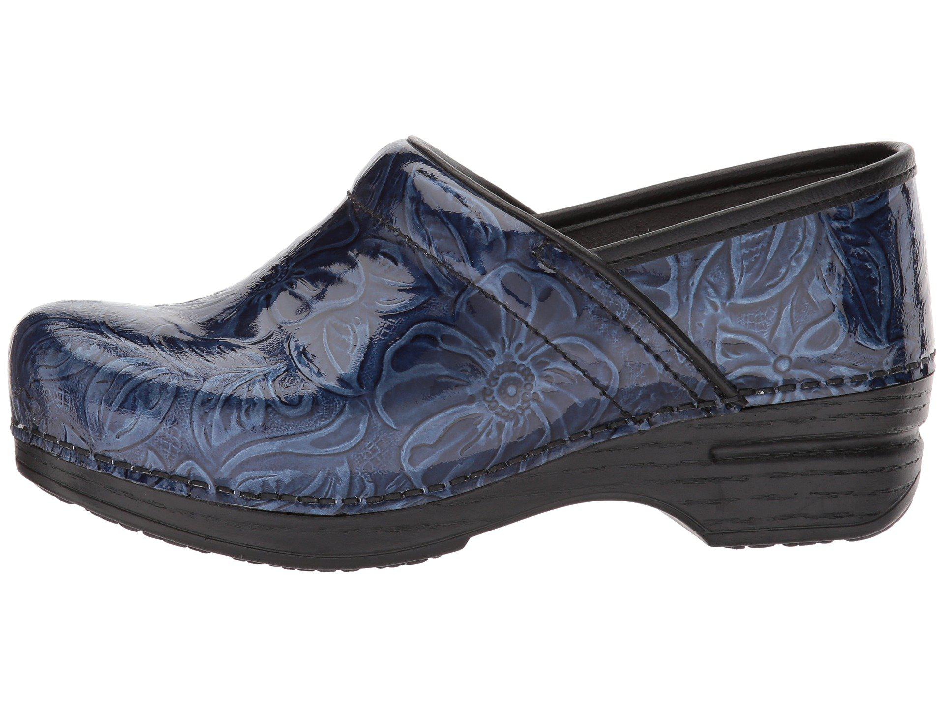 Dansko Pro Xp (navy Tooled Patent) Women's Clog Shoes in Blue | Lyst
