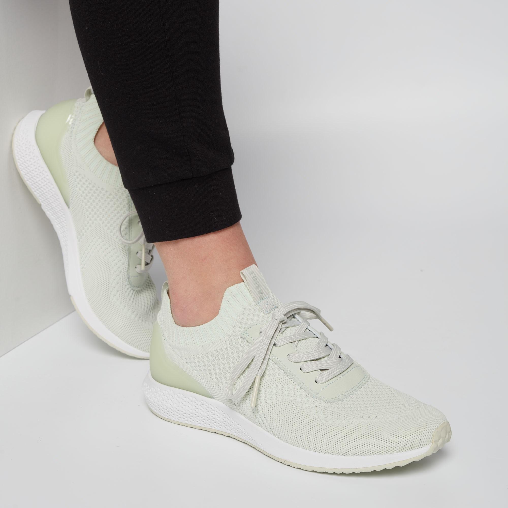 Tamaris Fashletics Sneakers Groen in het Groen - Lyst